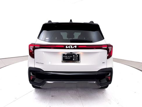 Certified 2024 Kia Seltos X-Line AWD/4WD image 17