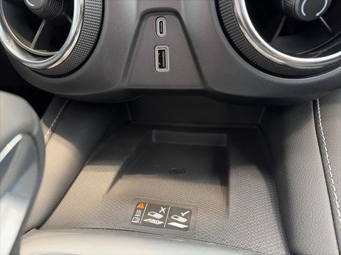 New 2025 Chevrolet Blazer LT w/ Convenience Package image 22