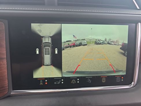 Certified 2023 GMC Yukon XL Denali Ultimate AWD/4WD image 27