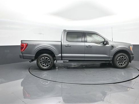 Certified 2022 Ford F150 XLT w/ Equipment Group 302A High image 8