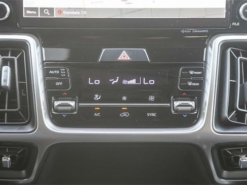 Certified 2023 Kia Sorento S w/ Panoramic Sunroof Package image 14