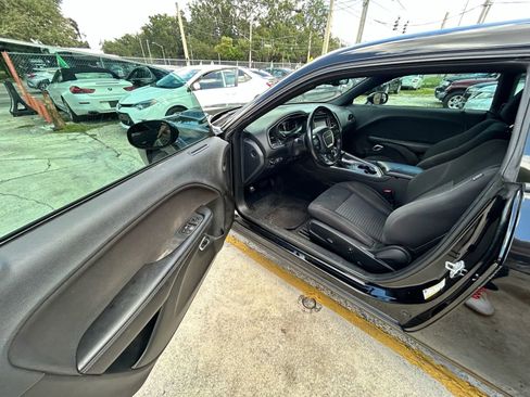 Used 2018 Dodge Challenger SXT w/ Blacktop Package image 6