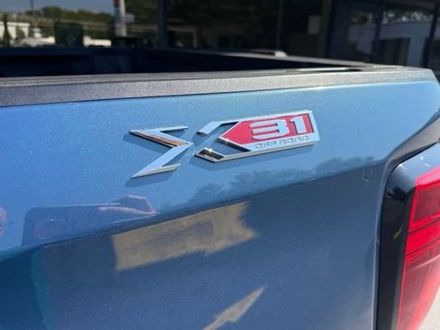 Certified 2024 GMC Sierra 1500 SLT AWD/4WD image 11