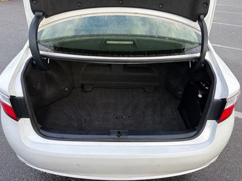 Used 2013 Lexus ES 300h w/ Luxury Pkg FWD image 35