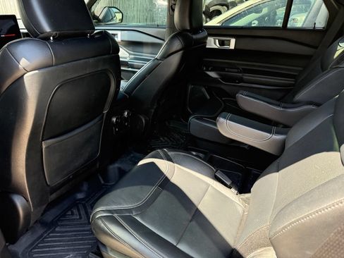 Used 2020 Ford Explorer ST w/ ST Street Pack AWD/4WD image 11