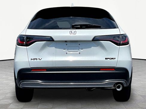 New 2027 Honda HR-V Sport image 5