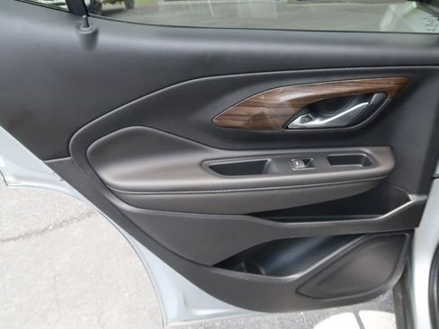 Used 2020 GMC Terrain Denali w/ LPO, Floor Liner Package FWD image 33