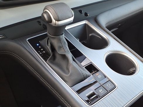 Certified 2025 Toyota Sienna XLE image 20