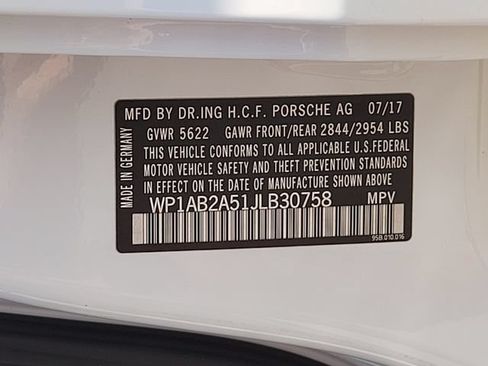Used 2018 Porsche Macan S AWD/4WD image 18