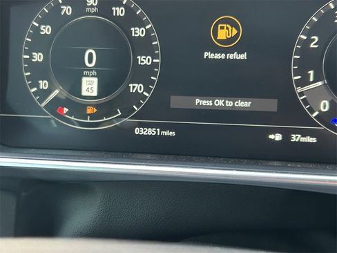 Used 2022 Land Rover Range Rover P525 Westminster Edition image 44