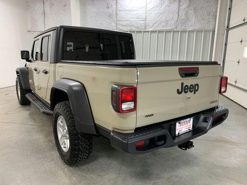 Used 2020 Jeep Gladiator Sport w/ Quick Order Package 24S image 22