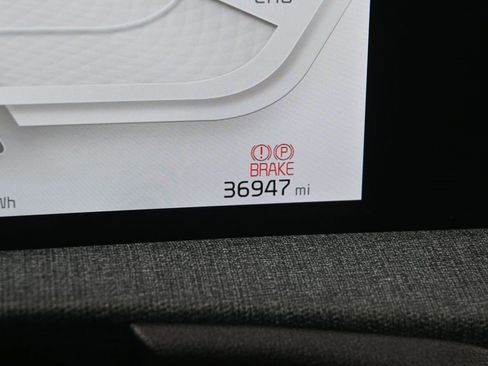 Certified 2022 Kia EV6 Wind w/ Wind Technology Package image 17