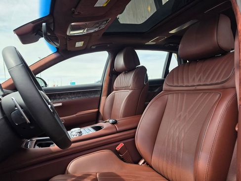 Used 2023 Genesis G90 3.5T AWD/4WD image 10