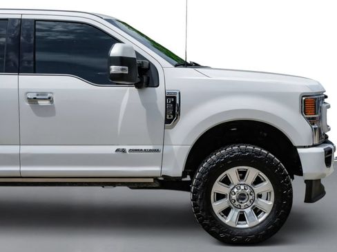 Used 2021 Ford F250 Platinum w/ FX4 Off-Road Package AWD/4WD image 7