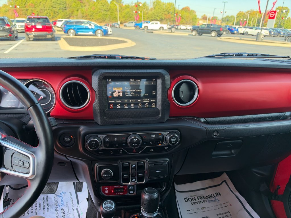 Used 2020 Jeep Gladiator Rubicon w/ Cold Weather Group AWD/4WD image 21