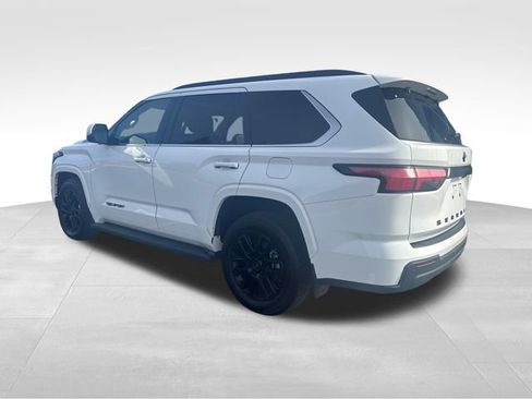 Used 2024 Toyota Sequoia SR5 w/ SR5 Premium Package AWD/4WD image 3