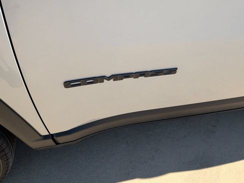 New 2026 Jeep Compass Latitude AWD/4WD image 45