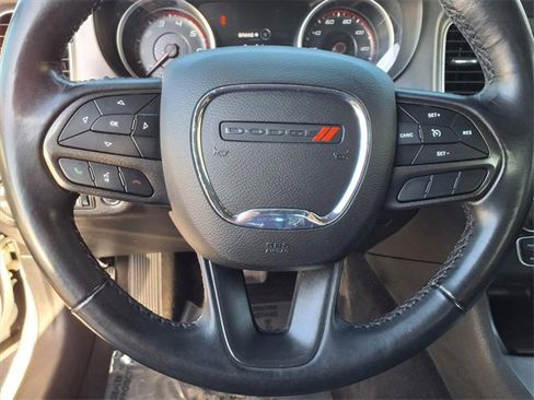 Used 2022 Dodge Charger SXT image 15