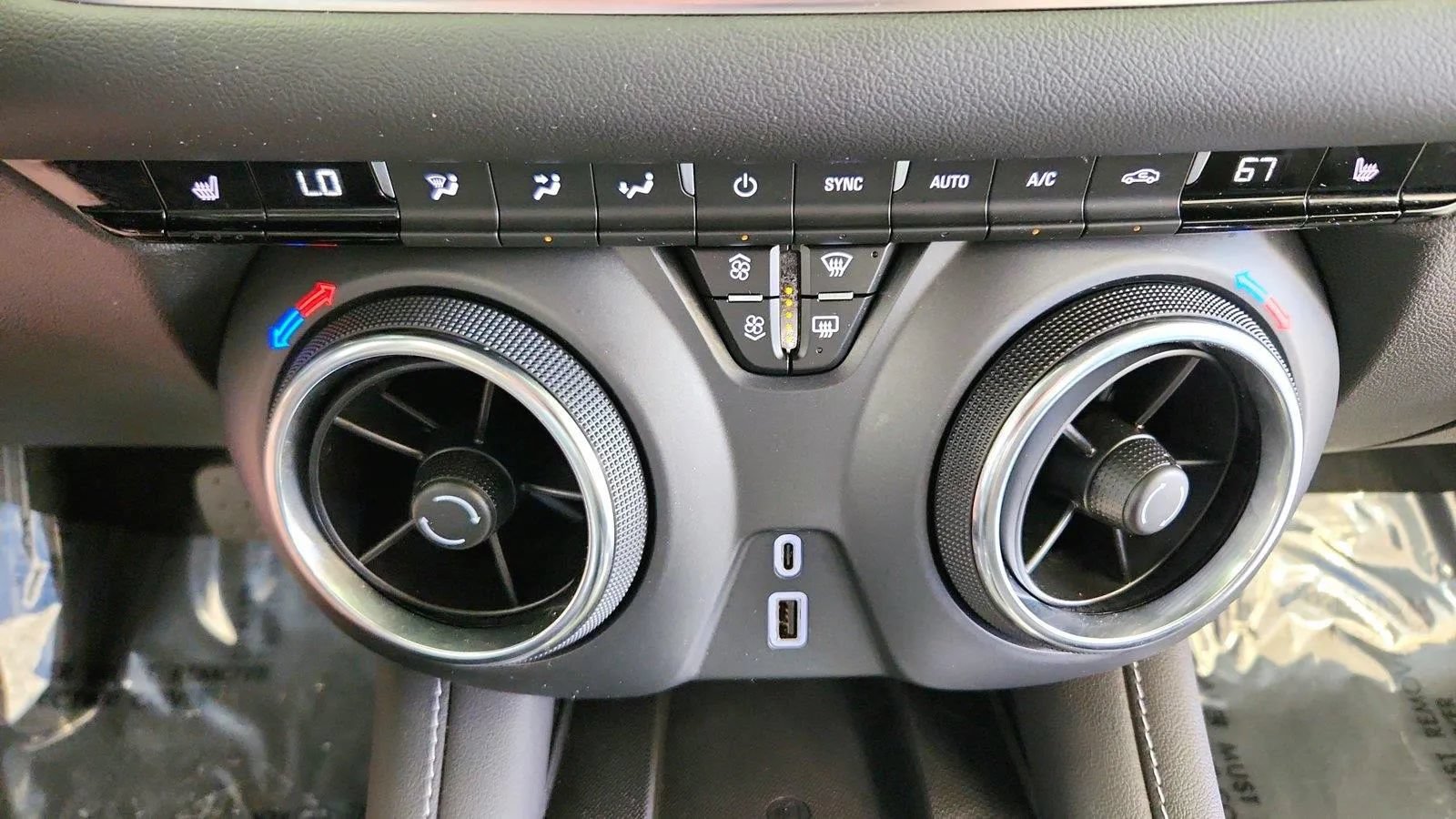 Used 2024 Chevrolet Blazer LT w/ Convenience Package FWD image 22