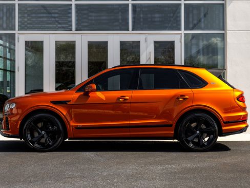 Used 2021 Bentley Bentayga image 13