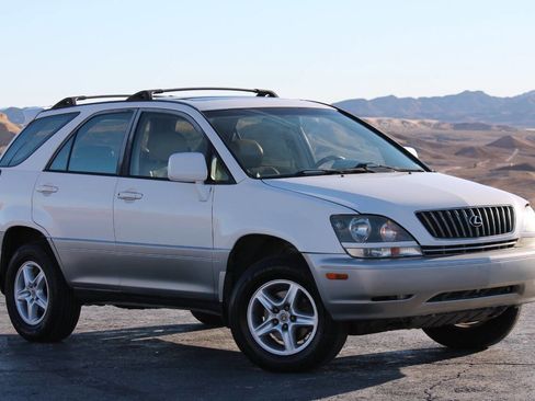 Used 2000 Lexus RX 300 4WD image 1