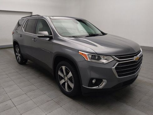 Used 2021 Chevrolet Traverse LT w/ LT Premium Package image 13