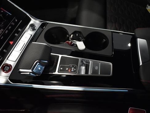 New 2026 Audi RS 6 performance image 25