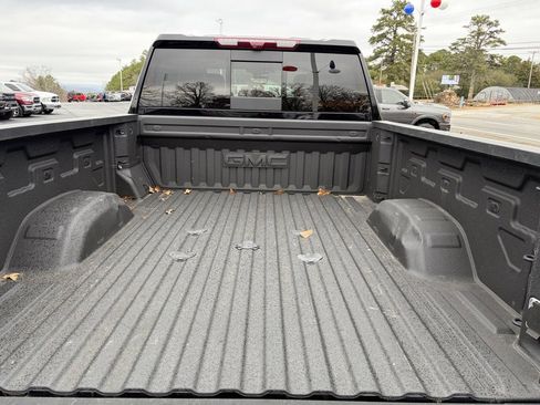 Used 2025 GMC Sierra 2500 Denali Ultimate image 6