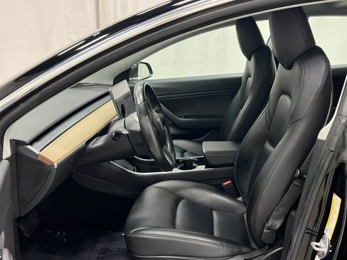 Used 2019 Tesla Model 3 Standard Range Plus RWD image 14