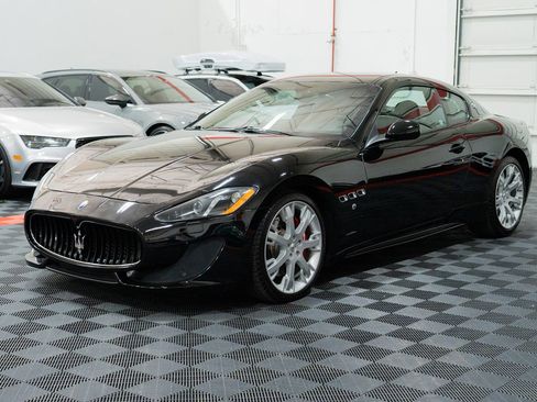 Used 2014 Maserati GranTurismo Sport RWD image 3