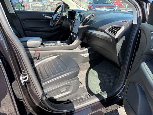 Used 2022 Ford Edge SEL w/ Convenience Package AWD/4WD image 10