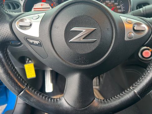 Used 2010 Nissan 370Z Coupe w/ Sport Pkg image 12