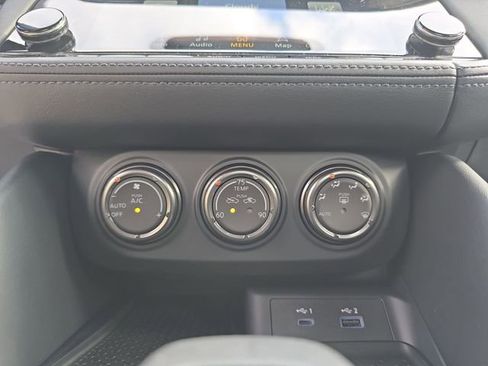 New 2026 Nissan Z Performance w/ Floor Mat Package image 28