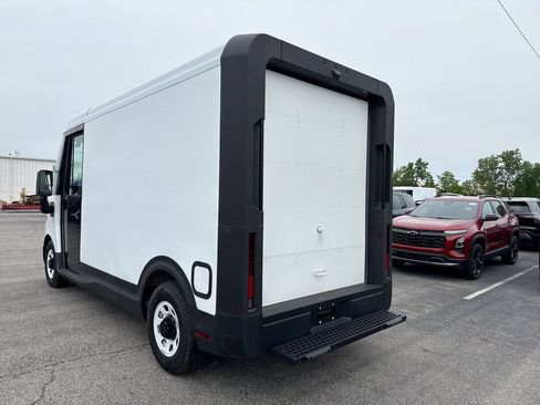 Used 2024 Chevrolet Brightdrop 400 w/ Commercial Equipment Package AWD/4WD image 3