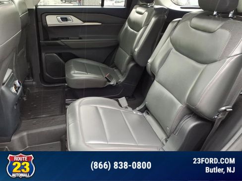Certified 2025 Ford Explorer Active w/ Active Comfort Package AWD/4WD image 24