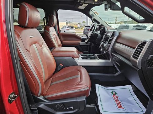 Used 2019 Ford F250 Platinum w/ Platinum Ultimate Package image 16
