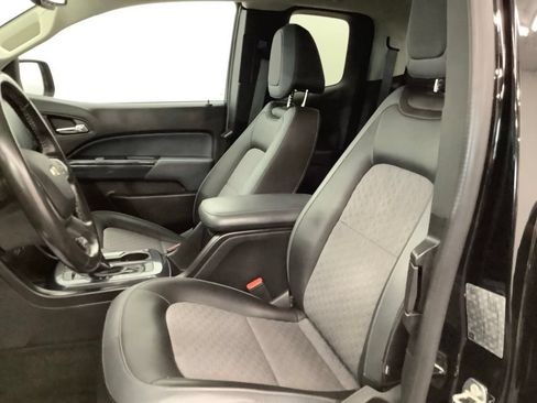 Used 2018 Chevrolet Colorado Z71 AWD/4WD image 7