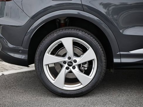 New 2025 Audi Q5 2.0T Premium Plus image 6