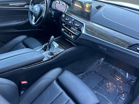 Used 2018 BMW 530i image 32