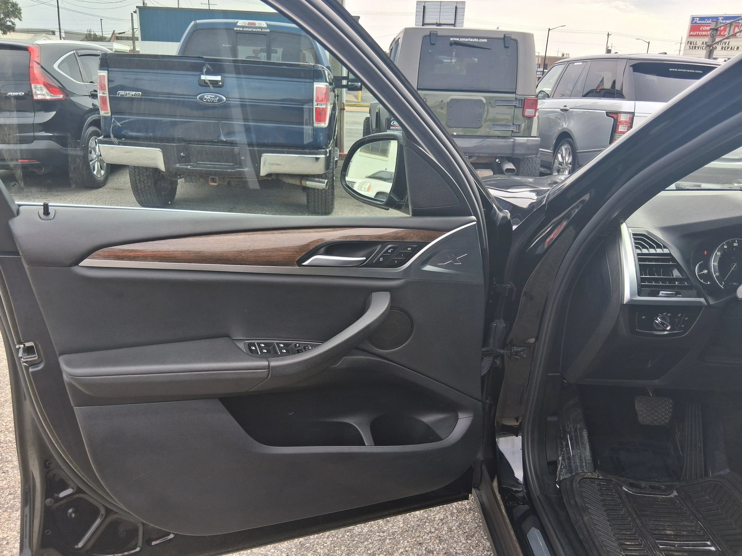 Used 2019 BMW X3 xDrive30i AWD/4WD image 11