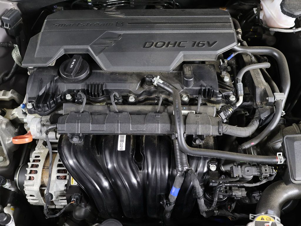 Certified 2024 Hyundai Elantra SEL w/ Convenience Package FWD image 19