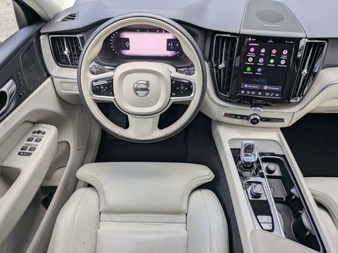 Used 2023 Volvo XC60 B5 Ultimate w/ Climate Package AWD/4WD image 16