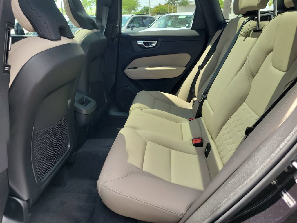 New 2026 Volvo XC60 B5 Core AWD/4WD image 5