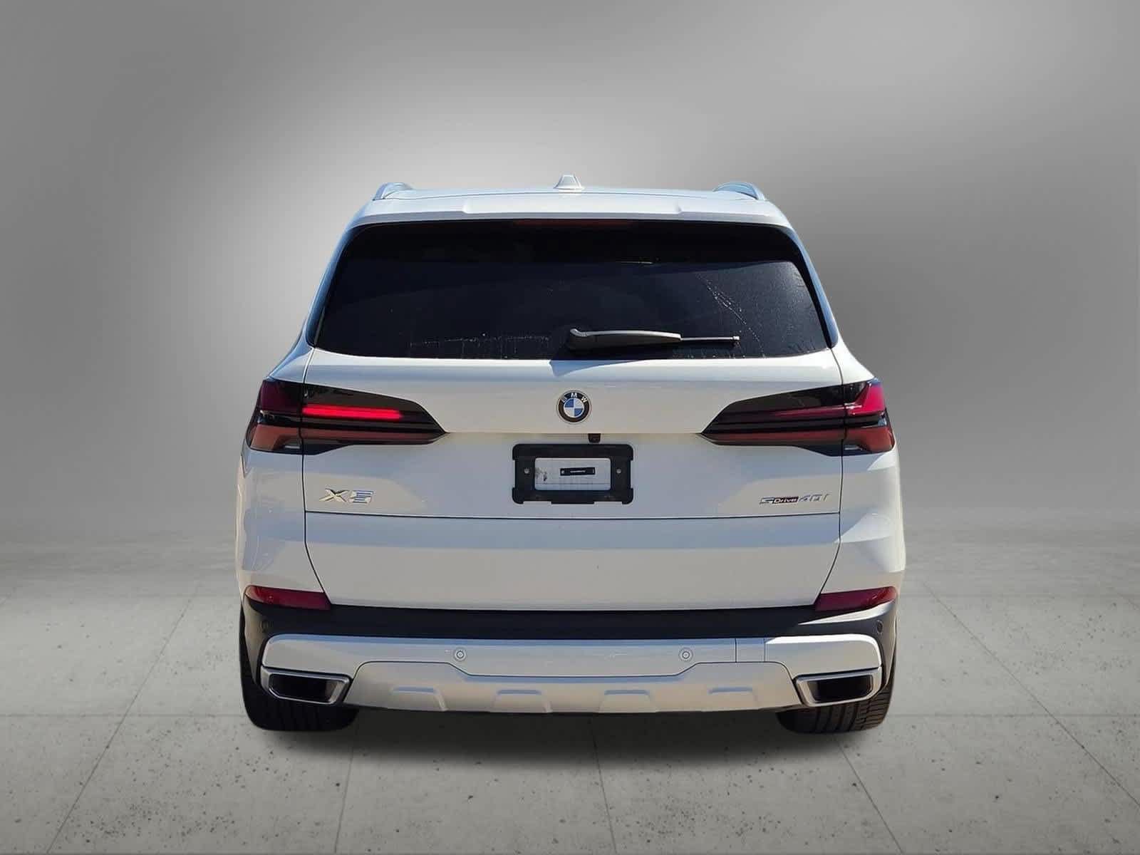 Used 2024 BMW X5 sDrive40i w/ Premium Package RWD image 5