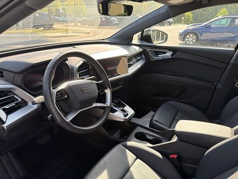 Used 2025 Audi Q4 e-tron Premium w/ Convenience Package RWD image 9