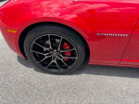Used 2013 Chevrolet Camaro LT RWD image 12