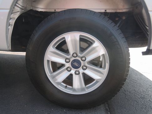 Used 2018 Ford F150 XLT image 7