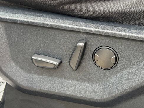 Used 2022 Ford F150 XLT w/ Equipment Group 302A High image 25