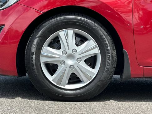 Used 2016 Hyundai Elantra SE FWD image 25