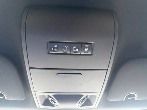 Used 2017 Dodge Grand Caravan GT FWD image 20